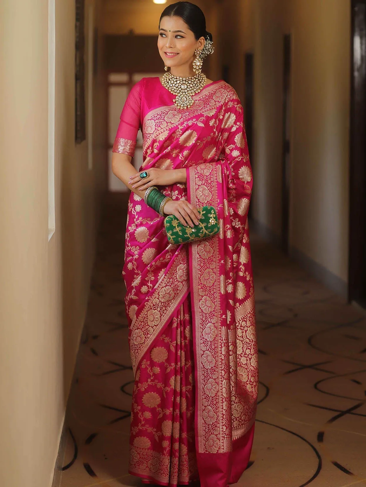 Fantabulous Dark Pink Soft Silk Saree With Denouement Blouse Piece