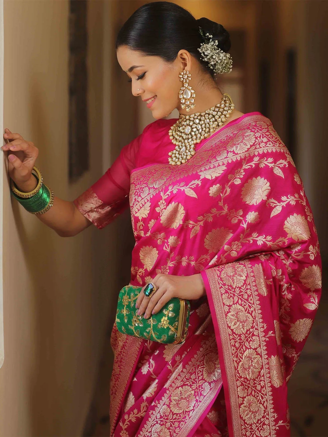 Fantabulous Dark Pink Soft Silk Saree With Denouement Blouse Piece