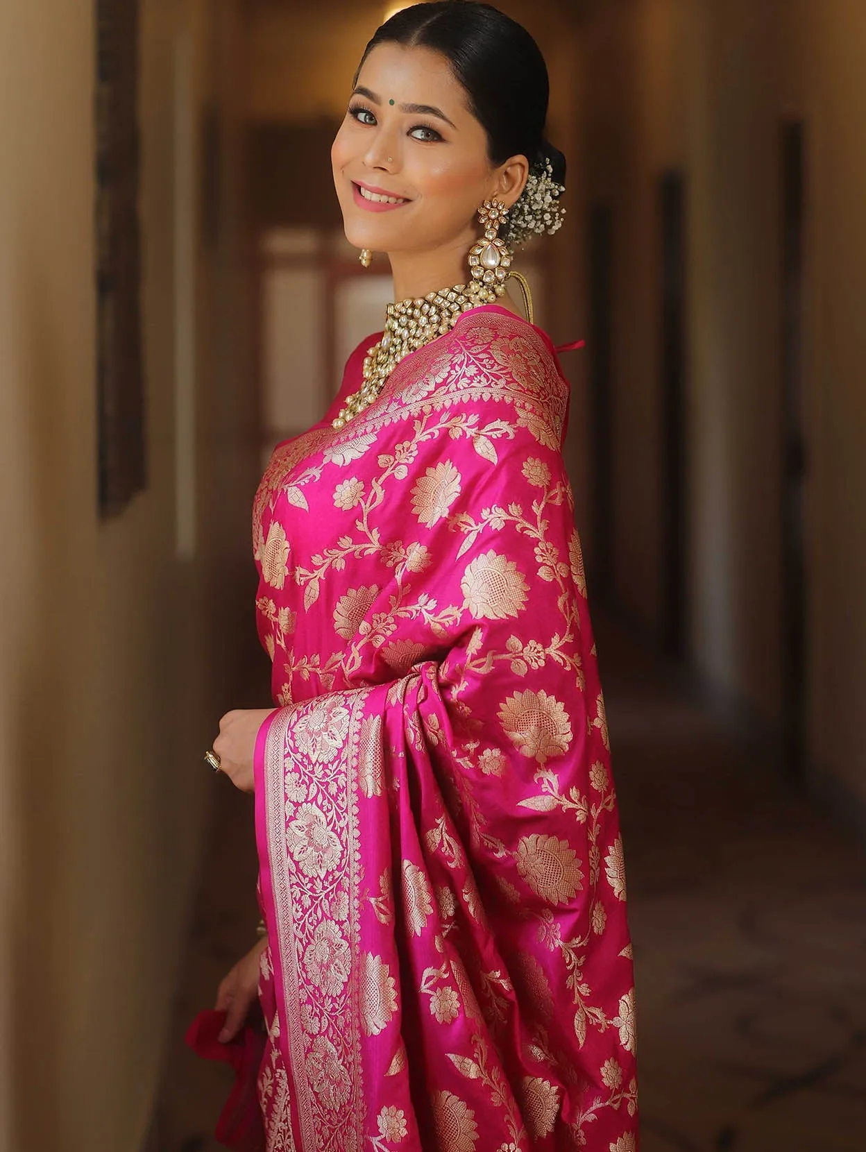 Fantabulous Dark Pink Soft Silk Saree With Denouement Blouse Piece