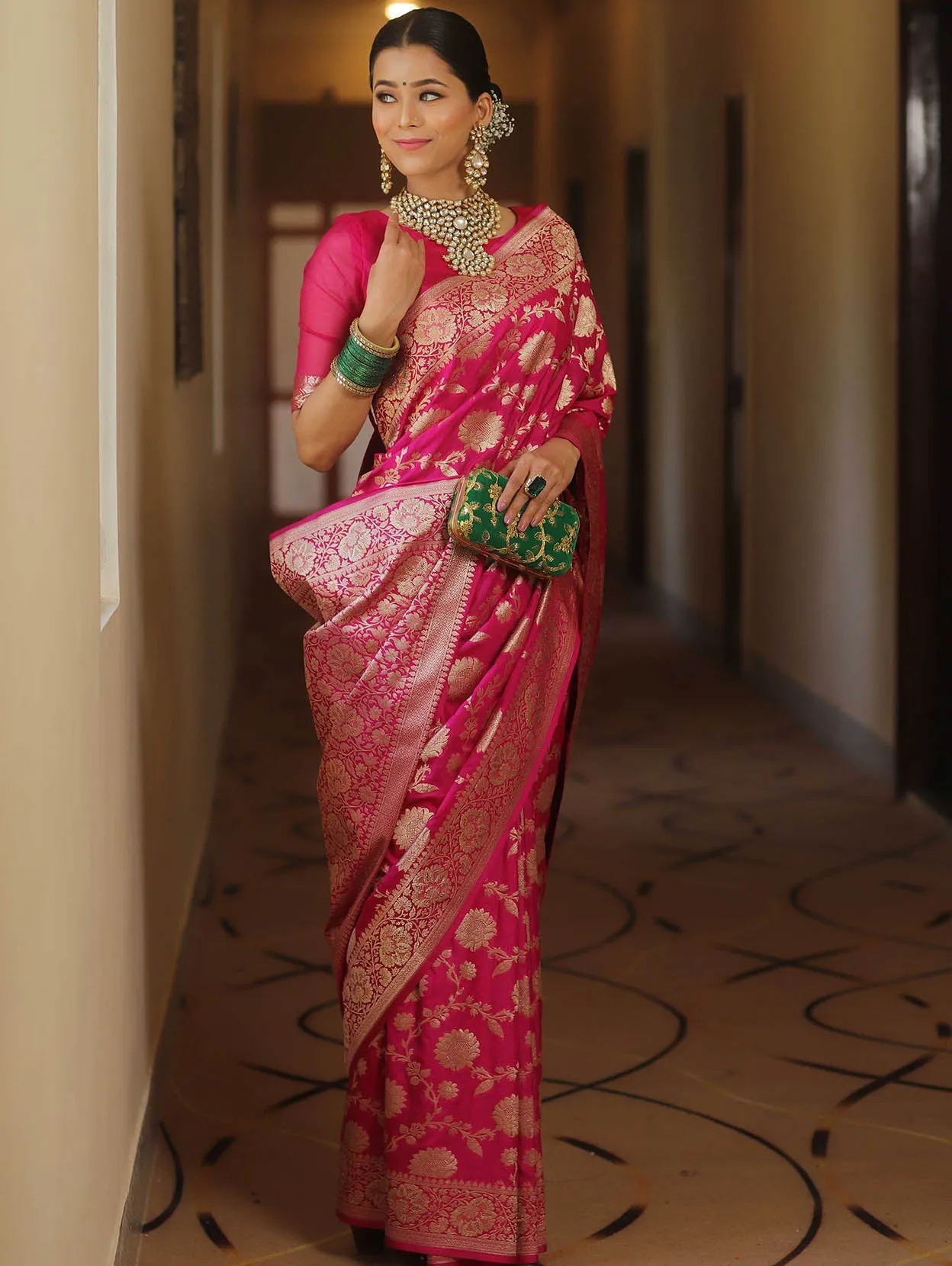 Fantabulous Dark Pink Soft Silk Saree With Denouement Blouse Piece
