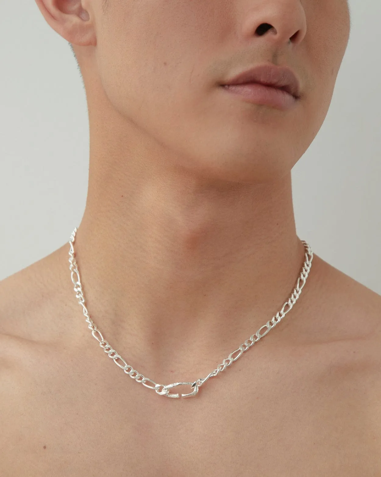 Masir Silver Bold Necklace