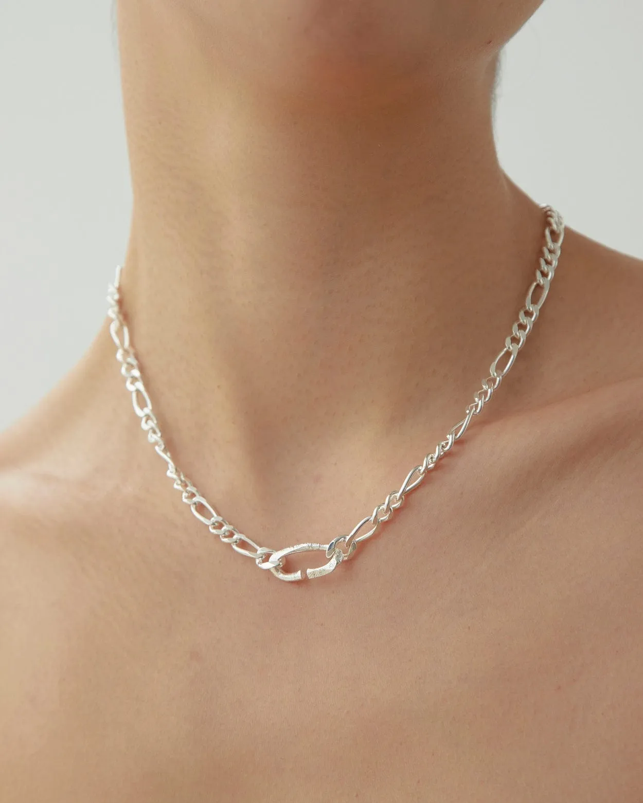 Masir Silver Bold Necklace