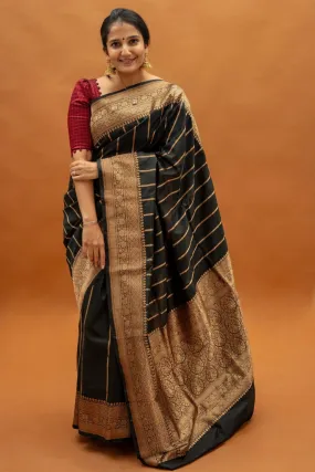 Staggering Black Soft Silk Saree With Artistic Blouse Piece