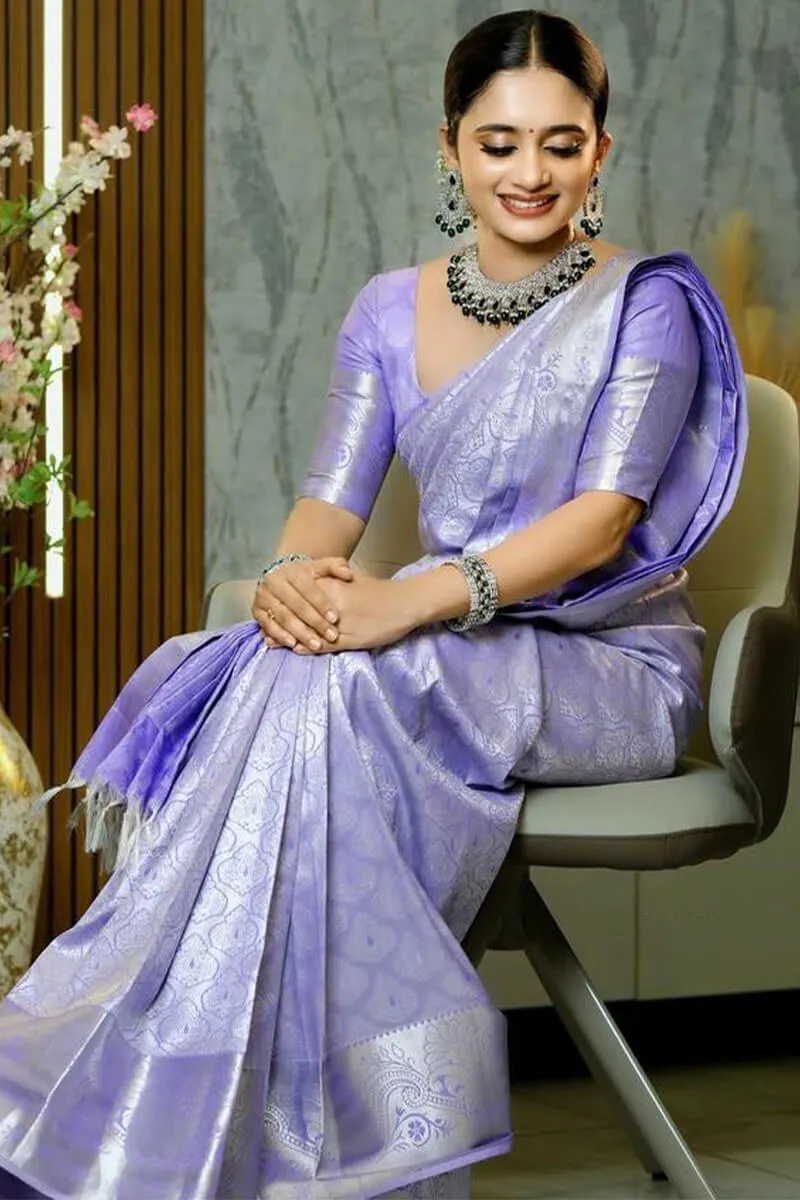 Supernal Lavender Soft Silk Saree With Artistic Blouse Piece